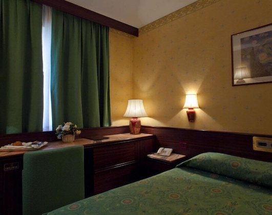 Gallery - Leonardo Da Vinci Hotel