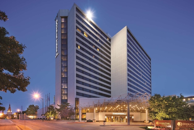 Gallery - DoubleTree by Hilton Hotel Tulsa Downtown