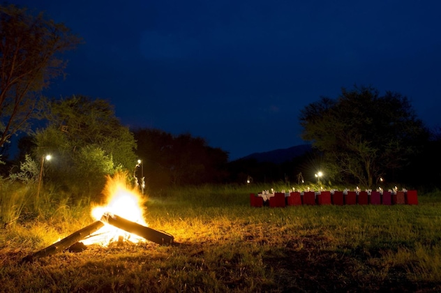 Gallery - Serengeti Serena Safari Lodge