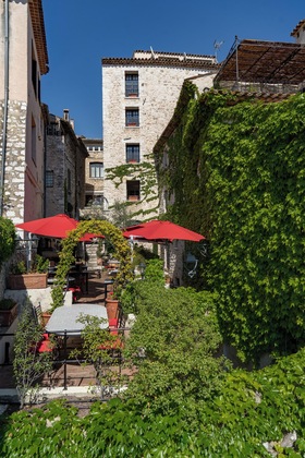 Gallery - Le Saint Paul