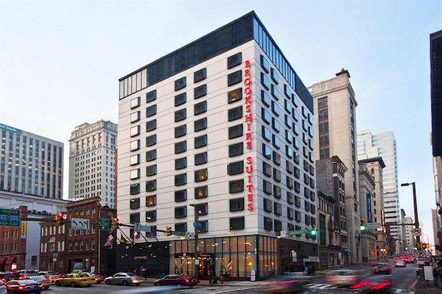 Gallery - Comfort Inn & Suites Baltimore Inner Harbor