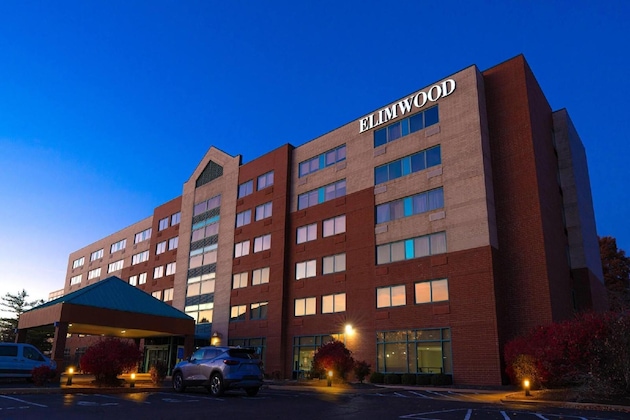 Gallery - Elimwood Hotel
