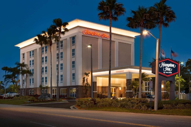 Gallery - Hampton Inn Tampa Rocky Point