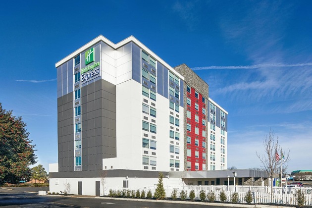 Gallery - Holiday Inn Express Richmond - Midtown, an IHG Hotel