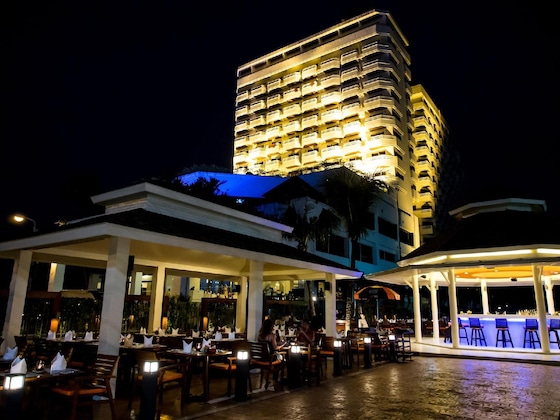 Gallery - Grand Jomtien Palace Hotel