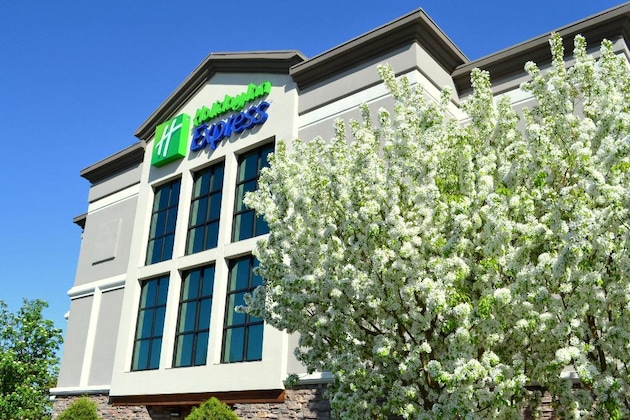 Gallery - Holiday Inn Express Hotel & Suites Bozeman West By Ihg