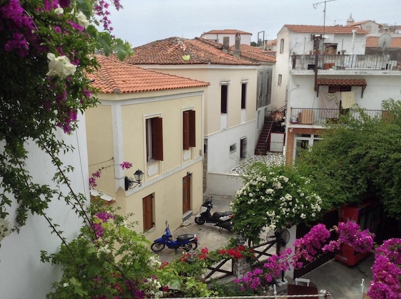 Gallery - Mouria Hotel