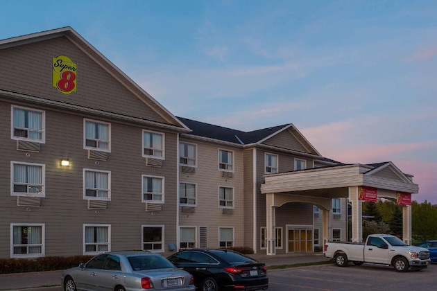 Gallery - Super 8 By Wyndham Midland