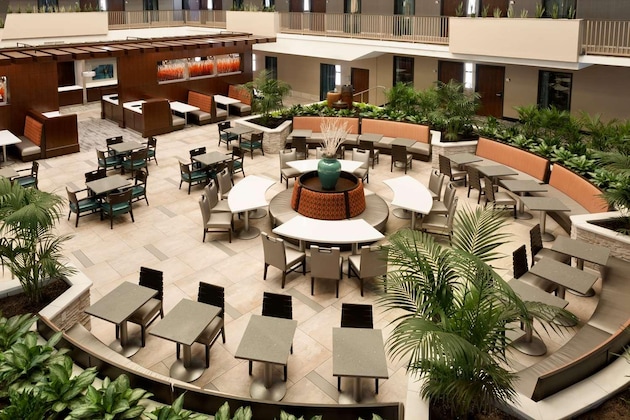 Gallery - Embassy Suites Atlanta Airport