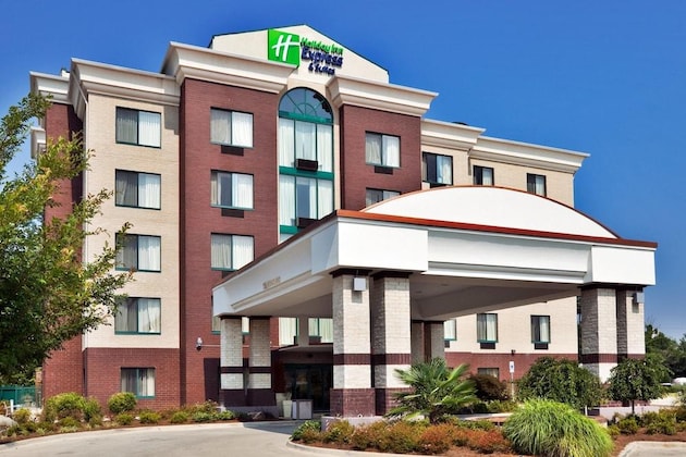 Gallery - Holiday Inn Express Hotel & Suites Birmingham - Inverness, An Ihg Hotel