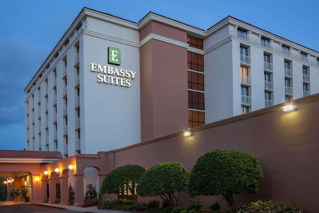 Gallery - Embassy Suites Baton Rouge