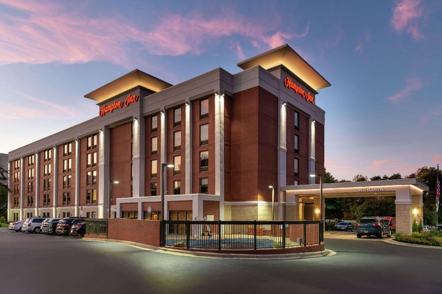 Gallery - Hampton Inn Greensboro Airport