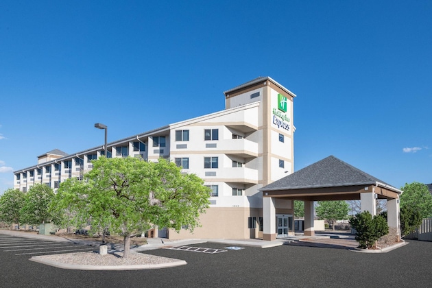 Gallery - Holiday Inn Express Colorado Springs Airport By Ihg