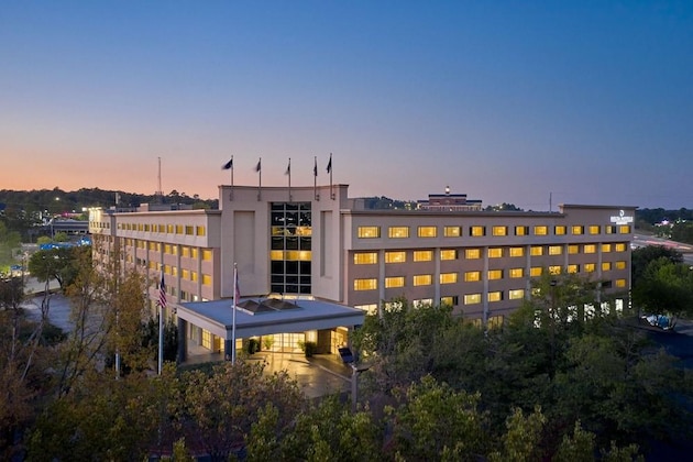 Gallery - Delta Hotels By Marriott Little Rock West