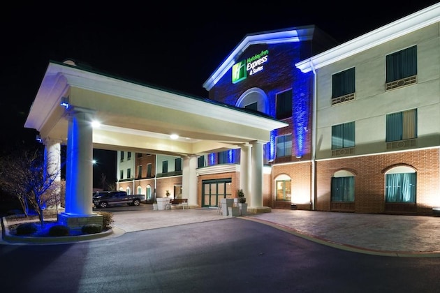Gallery - Holiday Inn Express & Suites Little Rock-West, an IHG Hotel