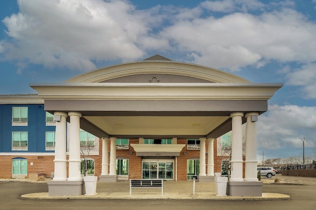 Gallery - Holiday Inn Express & Suites Richmond By Ihg