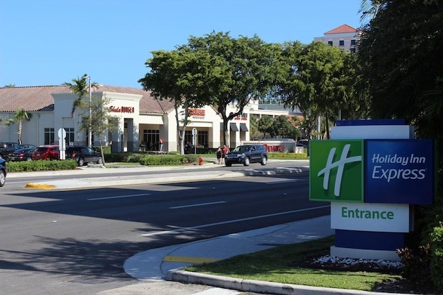 Gallery - Holiday Inn Express Ft. Lauderdale Cruise-Airport By Ihg