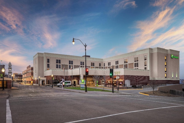 Gallery - Holiday Inn Dubuque Galena By Ihg