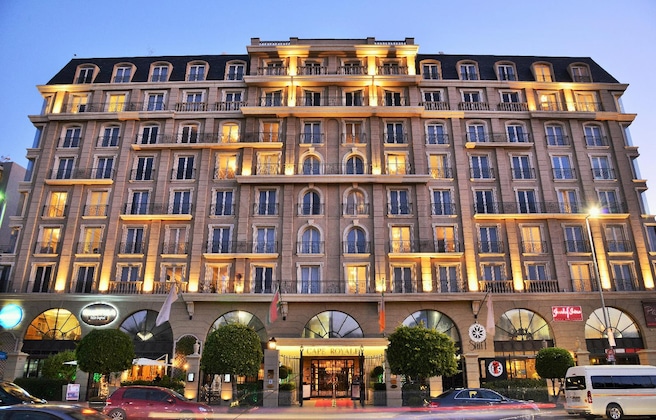Gallery - Cape Royale Residences