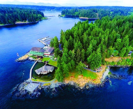 Gallery - April Point Resort & Spa