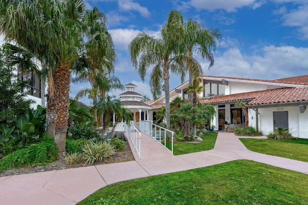 Gallery - DoubleTree By Hilton Hotel Bakersfield