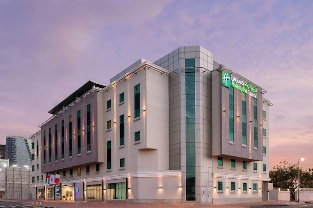 Gallery - Holiday Inn Express Dubai Safa Park, An Ihg Hotel