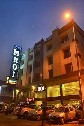 Gallery - Le Roi Delhi
