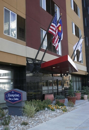 Gallery - Hampton Inn & Suites Denver-Downtown