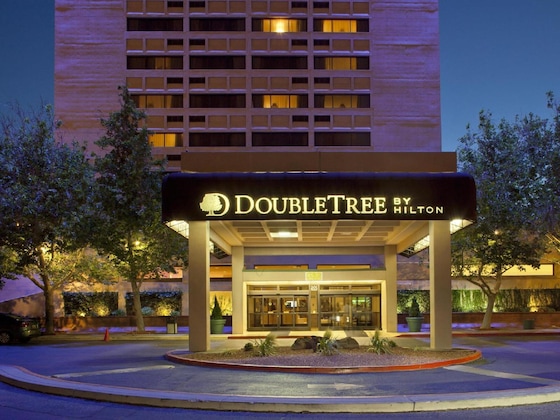Gallery - DoubleTree by Hilton Albuquerque