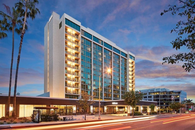 Gallery - Hilton Pasadena