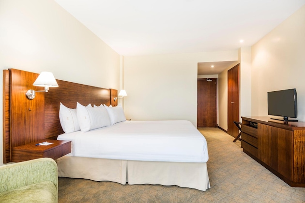 Gallery - Holiday Inn Express Quito By Ihg
