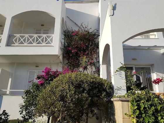 Gallery - Mantenia Hotel