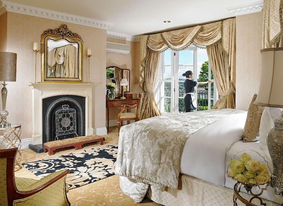 Gallery - Hayfield Manor Hotel
