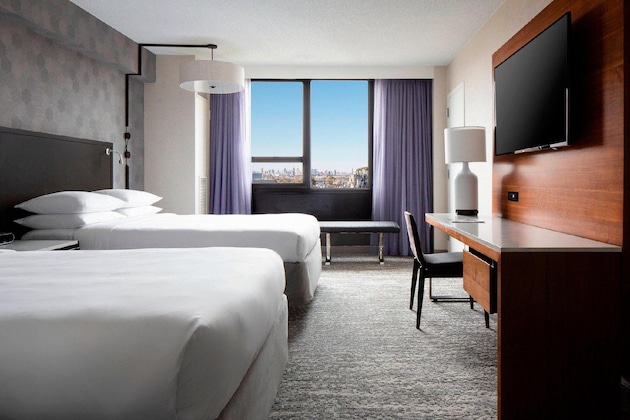 Gallery - New York Laguardia Airport Marriott