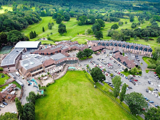 Gallery - Old Thorns Hotel & Resort