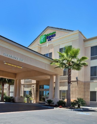 Gallery - Holiday Inn Express Hotel & Suites San Diego Otay Mesa By Ihg