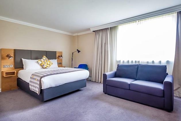 Gallery - Holiday Inn High Wycombe M40, Jct. 4 By Ihg