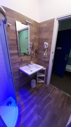 Gallery - Youth Station Hostel