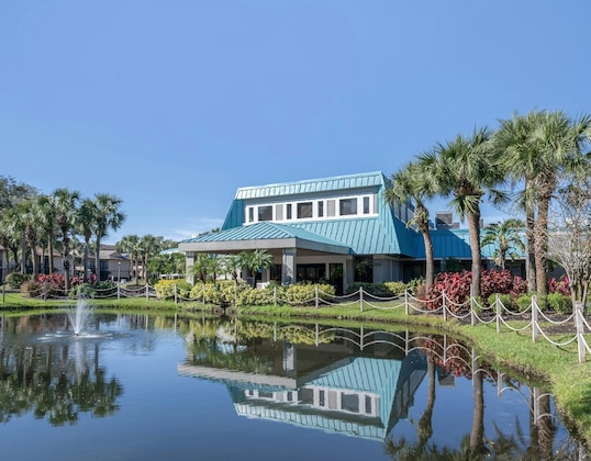 Gallery - Hilton Vacation Club Aqua Sol Orlando West