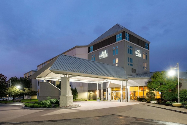Gallery - 41 Lakefront Hotel, Trademark Collection By Wyndham