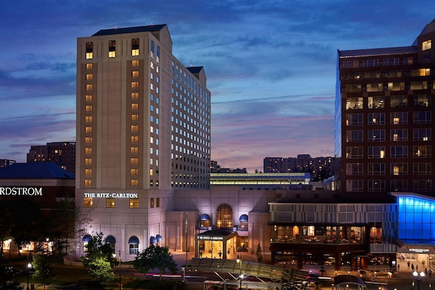 Gallery - The Ritz-Carlton, Pentagon City