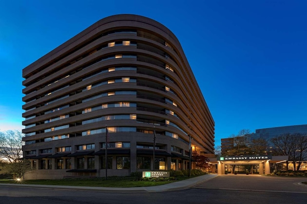 Gallery - Embassy Suites By Hilton Bethesda Washington Dc