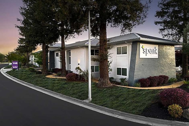 Gallery - La Quinta Inn & Suites by Wyndham San Jose Airport