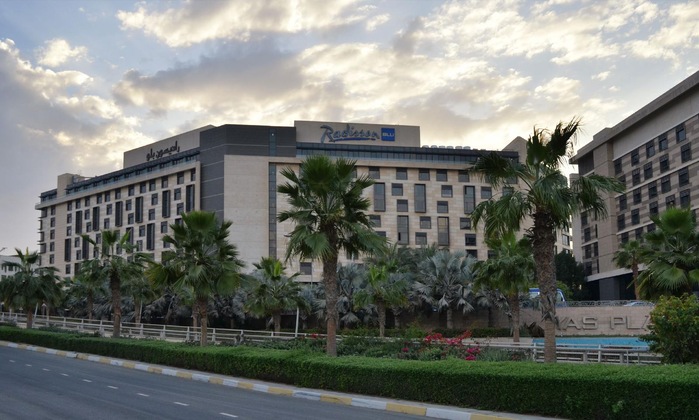 Gallery - Yas Plaza Mangroves by IHG