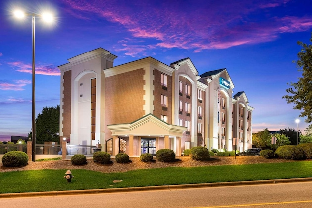 Gallery - Clarion Pointe Greensboro Airport