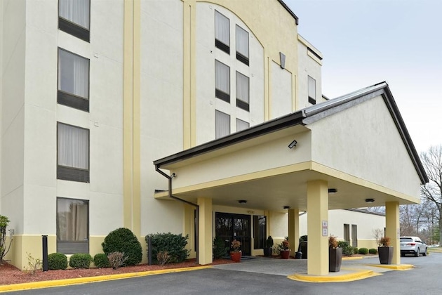 Gallery - Best Western Louisville East