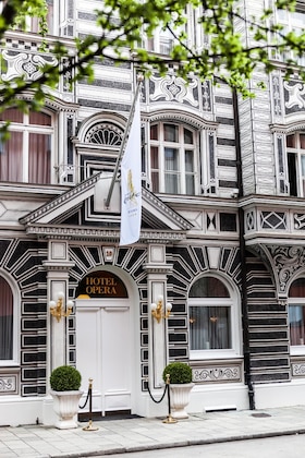 Gallery - Opera Hotel