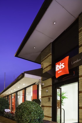 Gallery - Ibis London Docklands Canary Wharf
