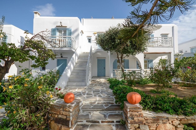 Gallery - Birikos Hotel & Suites