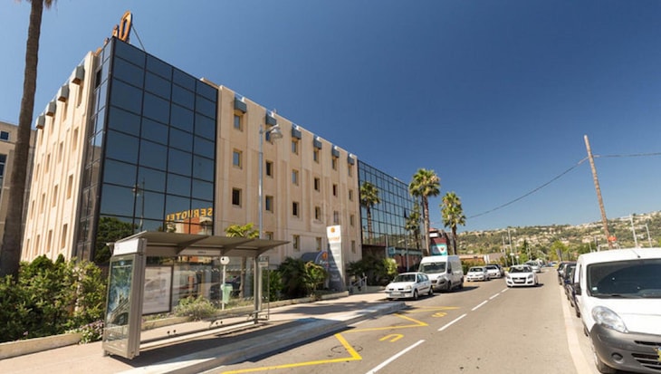 Gallery - Isidore Nice Stade